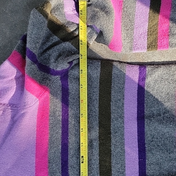 Carlisle Cashmere Sweater - Picture 7 of 8